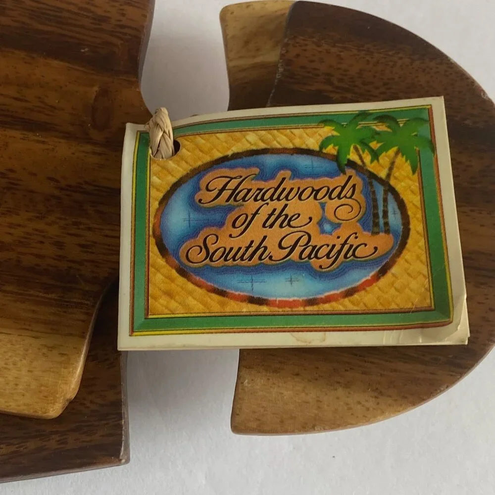 Island Woods Hardwoods of the South Pacific Hand-Carved Hardwood Salad Claws NEW